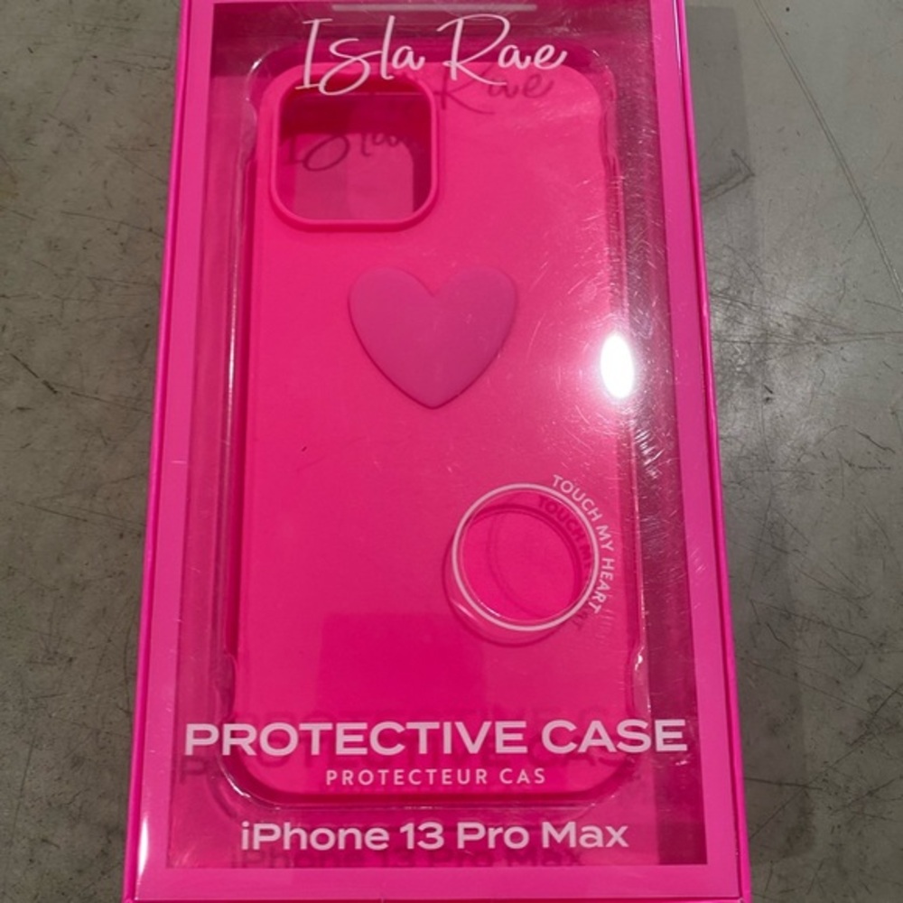 Amazing pink iPhone case by ISLA RAE🩷 heart, soft edges, triple drop tested...